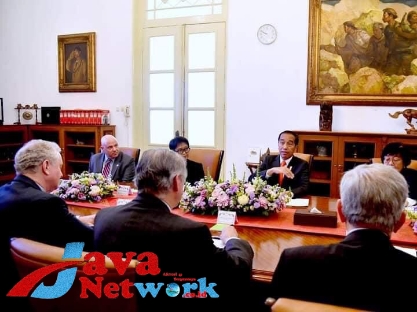 Presiden Jokowi Akui Ketegasan Ketum FRN Agus Flores Soroti Tambang di Cimahi