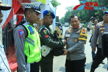 Kapolda Jatim Cek Pospam dan Posyan, Pastikan Layani Pemudik Aman dan Berkesan