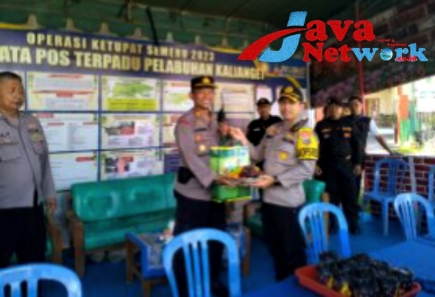 Bunyi Pesan Kapolres Sumenep Kepada Petugas Piket Pos Terpadu Operasi Ketupat Semeru 2023 di Pelabuhan Kalianget
