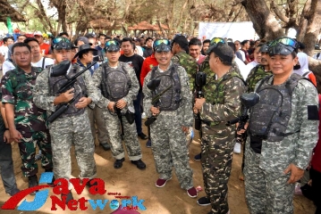 Dandim 0827/Sumenep Meriahkan Paintball Wargame bersama Forkopimda di Pantai Lombang