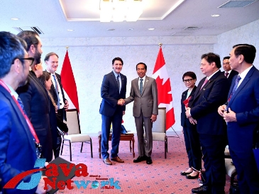 Presiden Jokowi melakukan pertemuan bilateral dengan PM Trudeau pada Sabtu (20/05/2023), di Hotel Rihga Royal, Hiroshima, Jepang. (Foto: BPMI Setpres/Rusman)