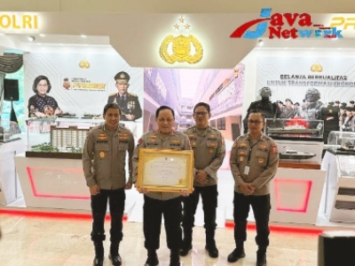 Wakapolri Komjen Pol Prof Dr Gatot Eddy Pramono Saat Menerima Penghargaan Dari Kemenkeu di Ballroom Dhanapala
