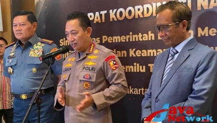 Kapolri Jenderal Listyo Sigit Prabowo memberikan keterangan kepada awak media usai Rapat Koordinasi Nasional Sinergitas Stabilitas Pemilu, Senin (29/05/2023).