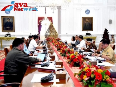 Suasana Ratas Presiden Jokowi Terkait Kebijakan Golden Visa Bagi WNA