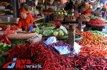 Suasana Perdagangan di Pasar Tradisional 