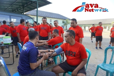 Jaga Ketahanan Fisik Anggota, Dandim 0827/Sumenep Pimpin Giat Lari Aerobik