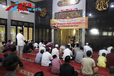 Suasana Pelaksanaan Sholat Idul Adha 1444 Hijriah Polres Sumenep di Masjid Walisongo Polres Sumenep