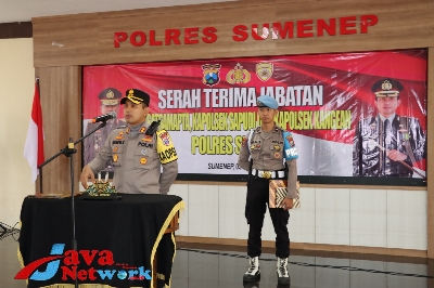 Kapolres Sumenep AKBP Edo Satya Kentriko, SH, SIK, MH Saat Memimpin Sertijab Kasat Samapta, Kapolsek Sepudi dan Kapolsek Arjasa