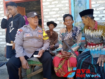 KLM Kuning GT 06 Tenggelam di Perairan Giliraja, 7 Orang Berhasil Diselamatkan, 2 Penumpang Masih Dalam Pencarian
