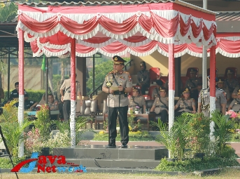 Kapolda Jatim Irjen Pol Dr Toni Harmanto, MH Saat Memimpin Diktu Bintara dan Tamtama Polri Gelombang II di SPN Mojokerto Jawa Timur, Selasa (25/07/2023)