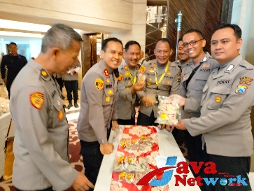 Kapolres Sumenep AKBP Edo Satya Kentriko, SH, SIK, MH Saat Diacara Pembekalan dan Pelatihan Bagi Anggota Polres Sumenep Yang Akan Masuki Purna Tugas