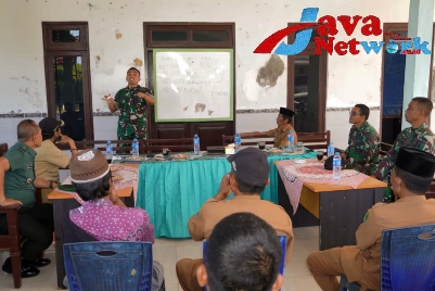 Dandim 0827/Sumenep Letkol CZI Donny Pramudya Mahardi, SE, MSI Sosialisasi Tanam Jagung Silase di Muangan