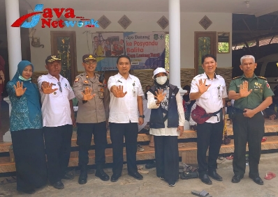Danramil 0827/05 Lenteng Terjun Langsung Dampingi Pelaksanaan Posbindu di Wilayah Binaan