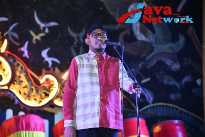 Bupati Sumenep Achmad Fauzi SH MH Saat Memberikan Sambutan Pada Festival Cipta Lagu Musik Tong-Tong Madura Open 2023