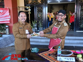 Bupati Sumenep Achmad Fauzi Wongsojudo, SH, MH Bersama Kadis DKPP Sumenep Arif Firmanto