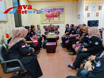 Kapolres Sumenep Gelar Jum'at Curhat Bersama Kajari dan Komunitas Peduli Pendidikan (KPP) Sumenep