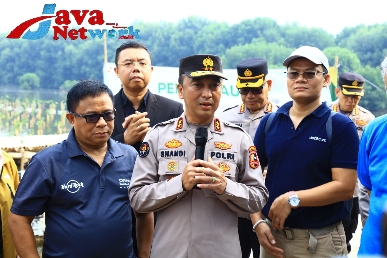 Kadiv Humas Polri Inspektur Jenderal Polisi Dr. H. Sandi Nugroho, S.I.K., S.H., M.Hum. Saat Memberikan Keterangan Pers, Jum'at (13/10/2023)