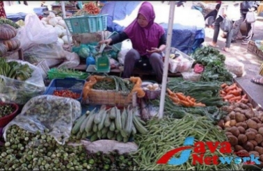 Suasana Pasar Tradisional Jangara Desa Paberasan Kecamatan Kota Sumenep