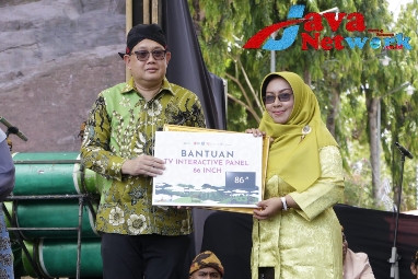 Sekretaris Daerah Provinsi (Sekdaprov) Jatim, Adhy Karyono, AKS, MAP Saat di Acara Dewi Cemara Jatim di Kabupaten Sumenep, Minggu (05/11/2023)