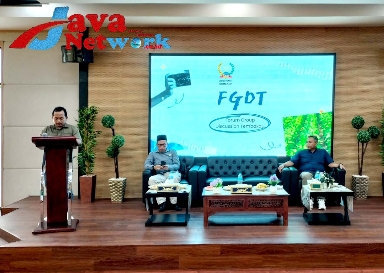 Ketua DPC PWRI Sumenep Rusydiyono ketika sambutan pada kegiatan FGD dengan tema 'Menakar Kebutuhan Tembakau 2024', Sabtu (02/11/2023)