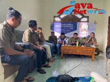 Potret anggota DPC PWRI Sumenep saat menggelar Raker akhir tahun di Kabupaten Pasuruan, Sabtu (09/12/2023)