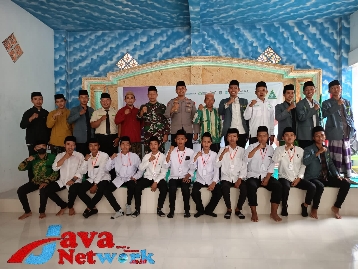 Kapolsek Prenduan IPTU Miftahol Rahman, SH, MH Saat Menghadiri Diklatsar Banser 2023 Satkoryon Pragaan, Jum'at (15/12/2023)