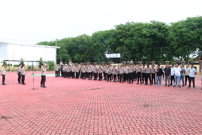 Suasana Apel Pengamanan Kampanye Akbar Paslon 01 di Mako Polres Sumenep, Rabu (31/01/2024)