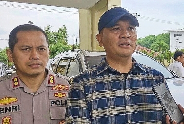 Dirkrimum Polda Jatim Kombes Pol Totok Suharyanto, SIK, MH didampingi Kapolres Sumenep, AKBP Henri Noveri Santoso, SH, SIK, MM, Selasa (30/01/2024)