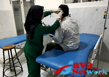 Korban Atnawi Korbang Ledakan Diduga Potas Di Desa Bates Kecamatan Dasuk, Selasa (02/01/2023)
