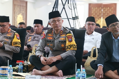 Kapolda Jatim Irjen Pol Drs Imam Sugianto MSi Saat memperingati Isra Mi'raj Tanamkan Moral dan Wujudkan Polri Presisi, Rabu (21/02/2024)