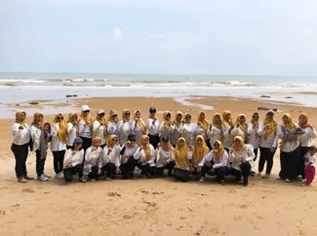 Suasana Family Gathering DWP Rutan Sumenep di Pantai Slopeng Kecamatan Dasuk Kabupaten Sumenep, Jum'at (23/02/2024)