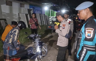Polres Sumenep Saat Menggelar Patroli Siaga Untuk Menciptakan Situasi Kamtibmas Kondusif Pasca Pemilu 2024