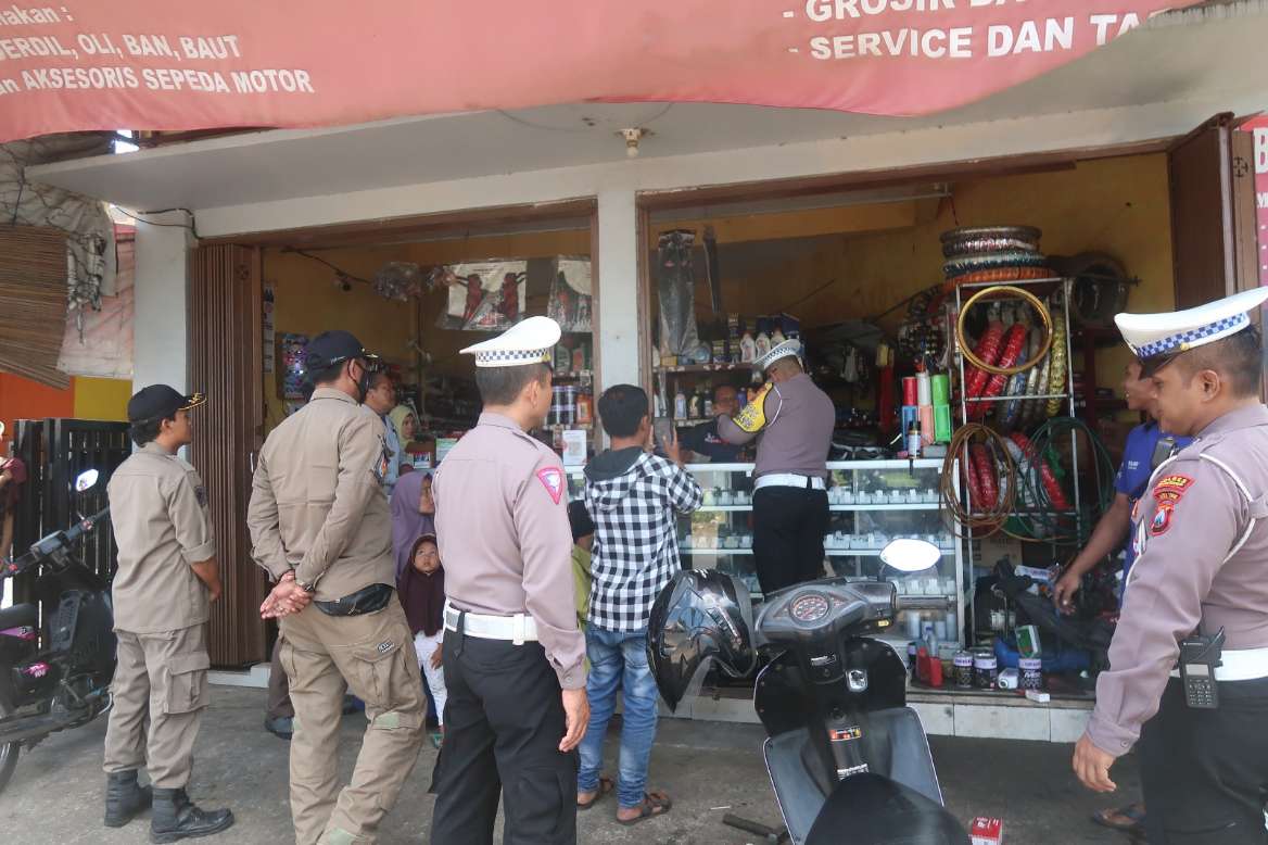 Polres Sumenep Bersama Instansi Terkait Gelar Patroli Cipta Kondisi Jelang Operasi Ketupat Semeru 2024