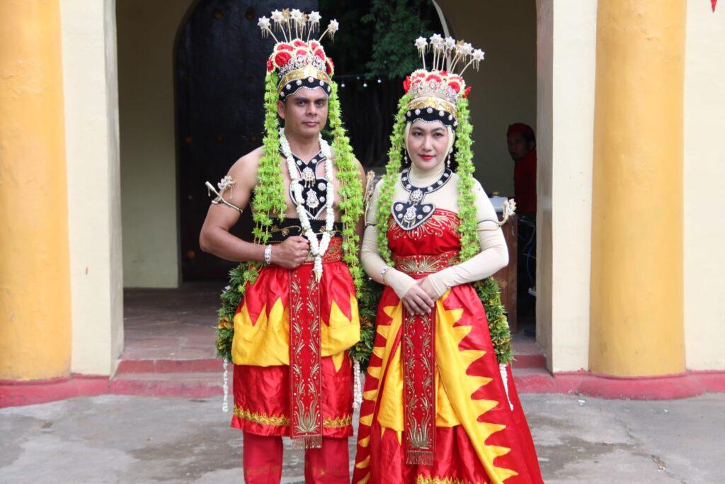 Upaya Persit KCK Kodim 0827/Sumenep Dalam Lestarikan Baju Adat Leghe