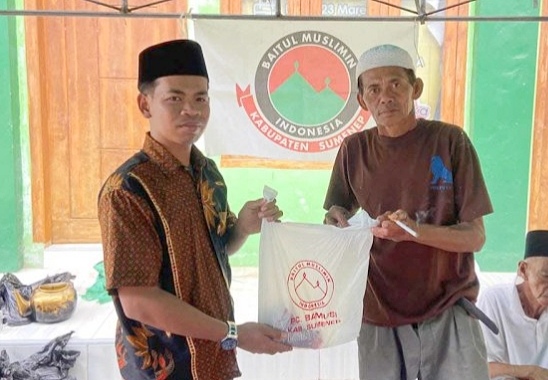 Menebar Kebaikan dan Manfaat, Bamusi Sumenep Berbagi Ratusan Paket Daging Qurban