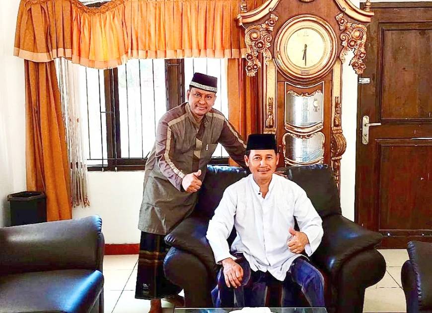 Salam Pamit Penuh Haru Kajari Trimo Bersama Ketua P2NOT Jatim Zamrud Khan