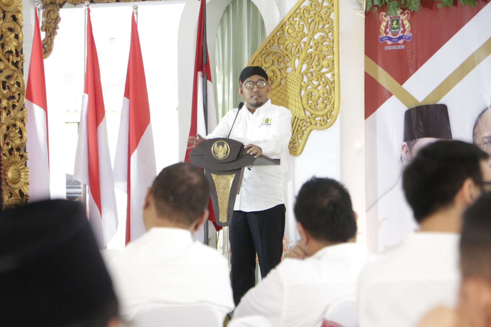 Bupati Sumenep Dr. H. Achmad Fauzi Wongsojudo, SH, MH Saat Memberikan Sambutan Di Acara Pelantikan Kadin Sumenep Periode 2024 - 2024-2029