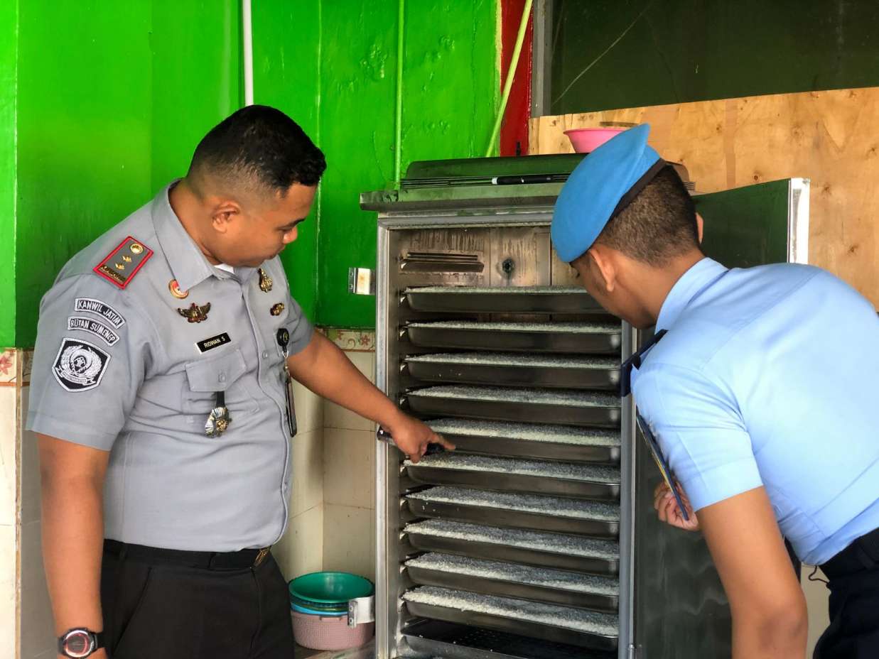 Karutan Sumenep Lakukan Kontrol Dapur, Pastikan Kebersihan dan Kelayakan Makanan Bagi WBP
