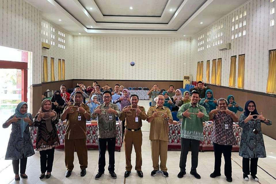 Diskoperindag Jatim Gandeng Diskop UMKM dan Perindag Sumenep Gelar Pelatihan Kompetensi Penyelia Halal Berbasis SKKNI