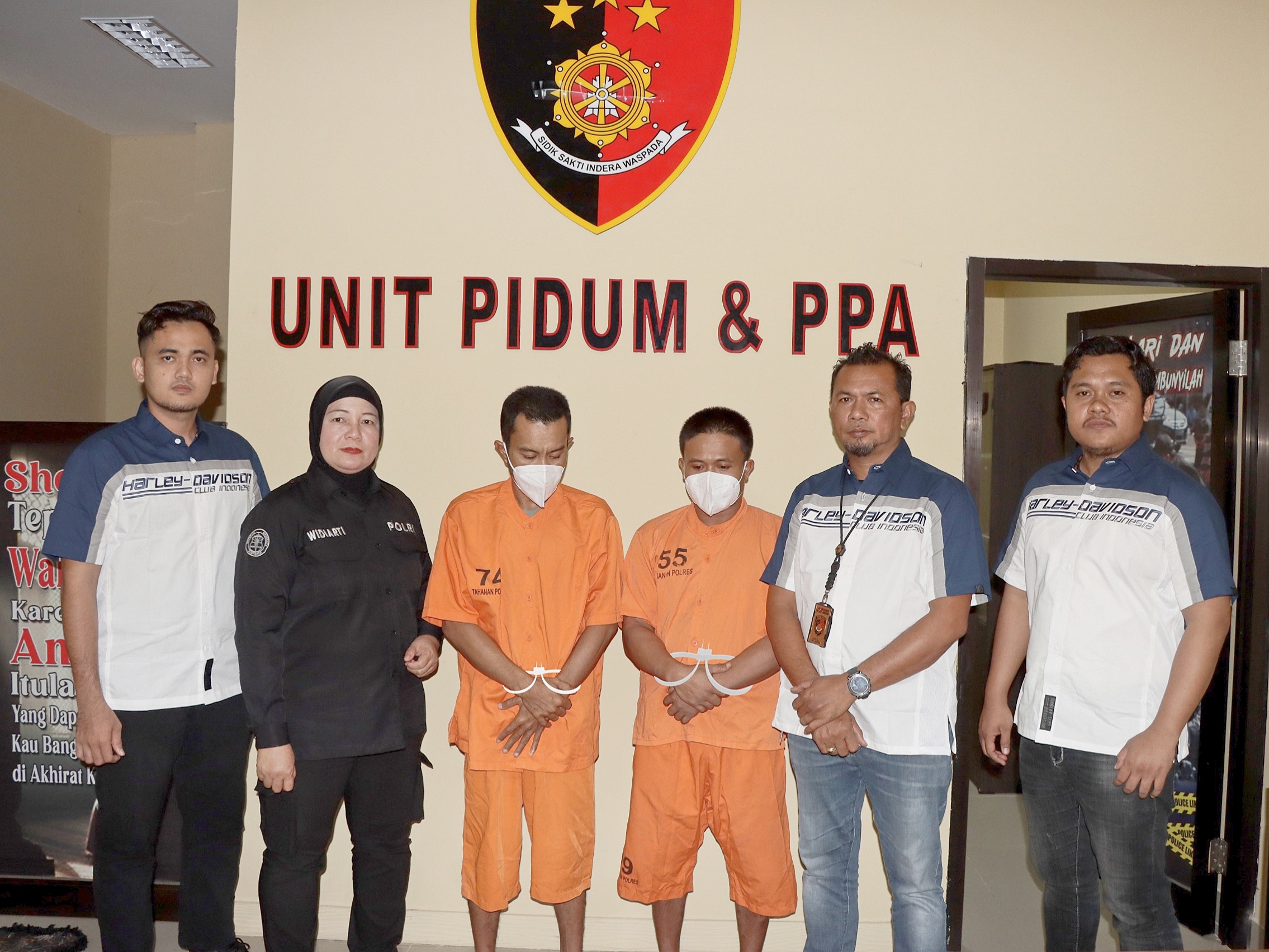 Pelaku Pencurian Bersama Kasi Humas Polres Sumenep AKP Widiarti dan Kanit Resmob Satreskrim Polres Sumenep IPDA M Syirat SH