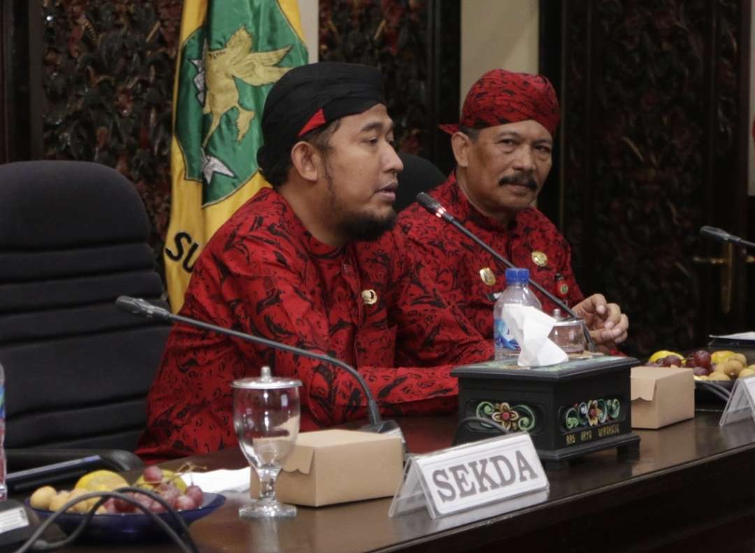 Bupati Achmad Fauzi Wongsojudo Didampingi Sekdakab Edy Rasyadi dan Asisten I Setdakab Sumenep, Jum'at (05/07/2024)