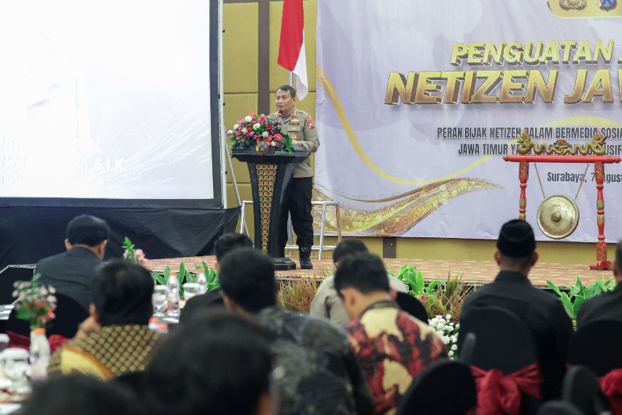 Kabid Humas Polda Polda Jatim Kombes Pol Dirmanto Saat Memberikan Sambutan