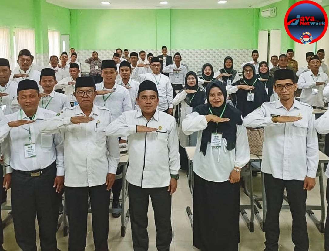 Kemenag Sumenep Gelar Sosialisasi Penguatan Moderasi Beragama KKM dan MGMP se-Kecamatan Pasongsongan
