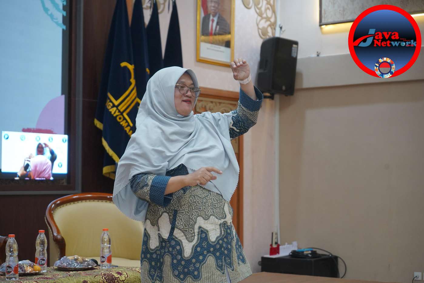 Salah Satu Petugas Layanan Rutan Sumenep Yang Mengikuti Pelatihan Bahasa Isyarat 
