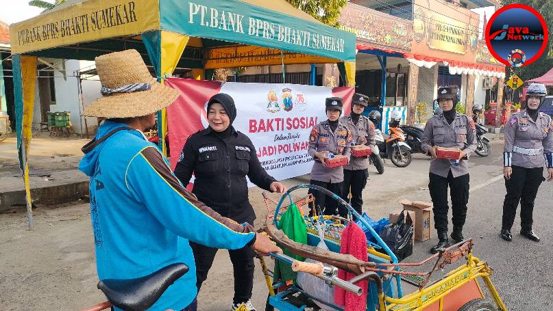 Baksos Bagikan Ratusan Nasi Kotak ke Abang Becak, Polwan Polres Sumenep Sambut Hari Jadi Polwan ke-76. Jum'at (23/08/2024)