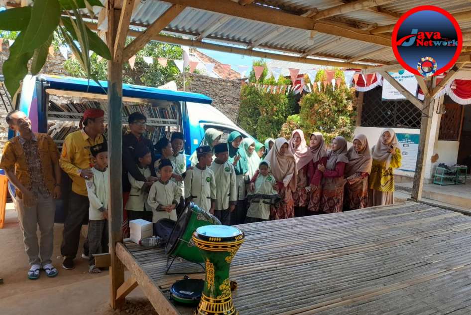 Tumbuhkan Minat Baca Anak Didik, MI Hubbul Wathon Pabian Gandeng Pusling Dispusip Sumenep