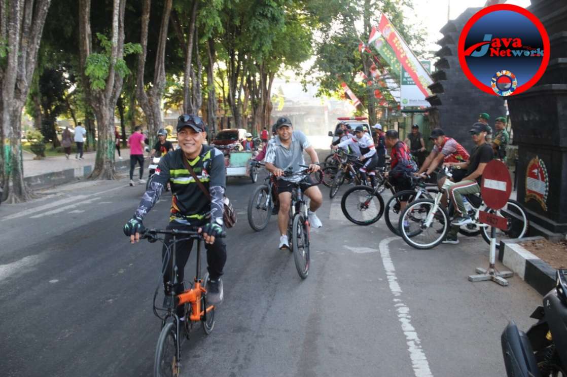 Gowes Bersama, Dandim 0827/Sumenep Ajak Anggota dan Instansi Terkait Jaga Kesehatan. Sabtu (31/08/2024)