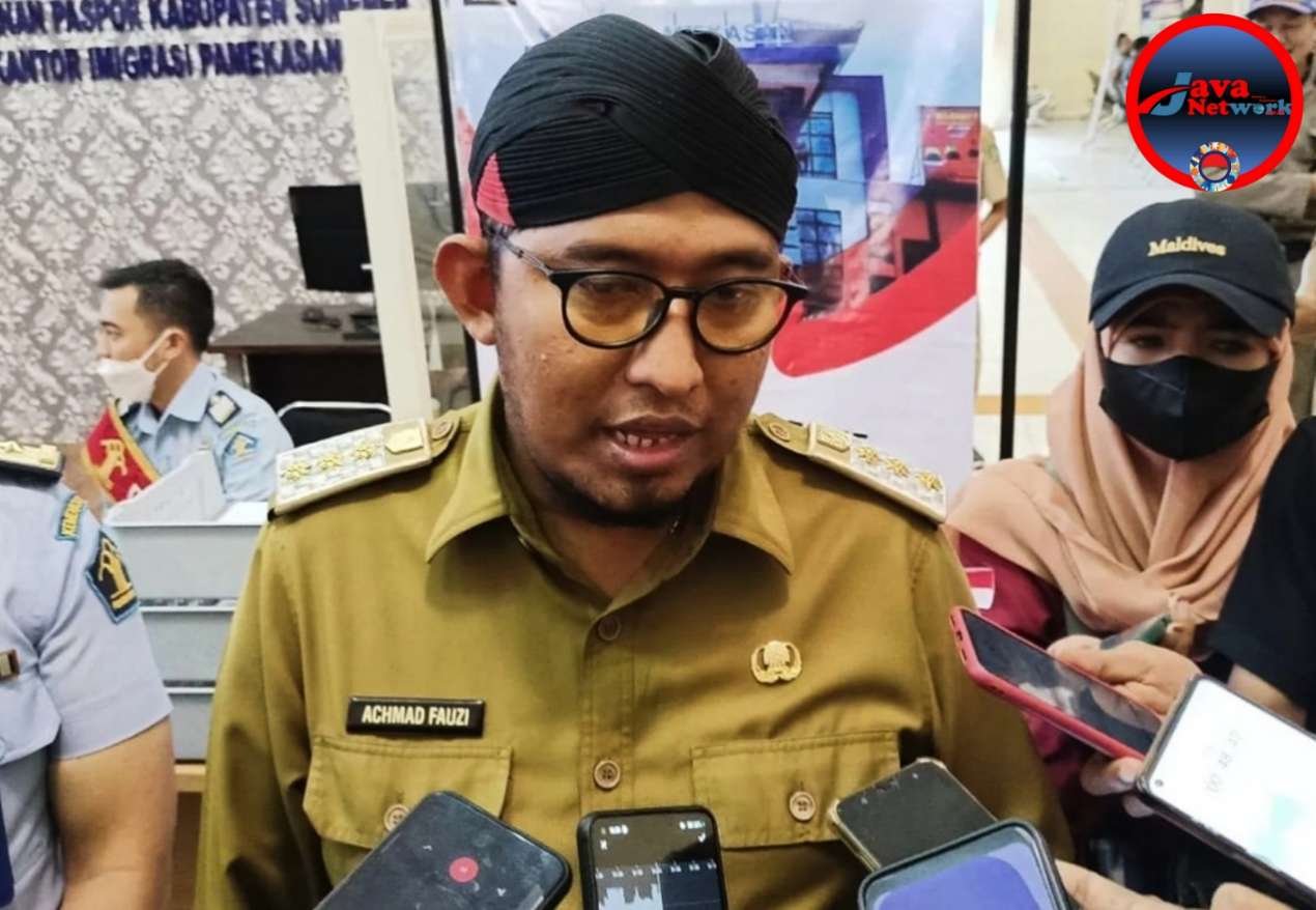 Bupati Sumenep Dr. H. Achmad Fauzi Wongsojudo, SH, MH Saat Diwawancarai Sejumlah Awak Media