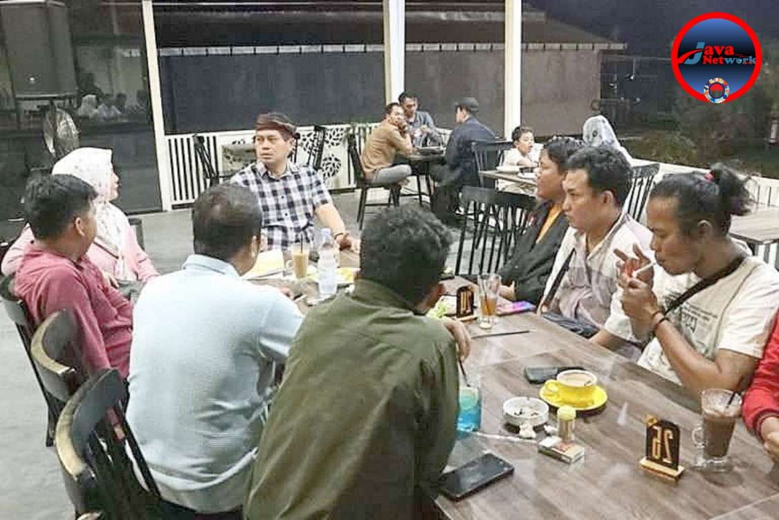 Kapolres Sumenep AKBP Henri Noveri Santoso, SH, SIK, MM Saat Bersama Insan Media