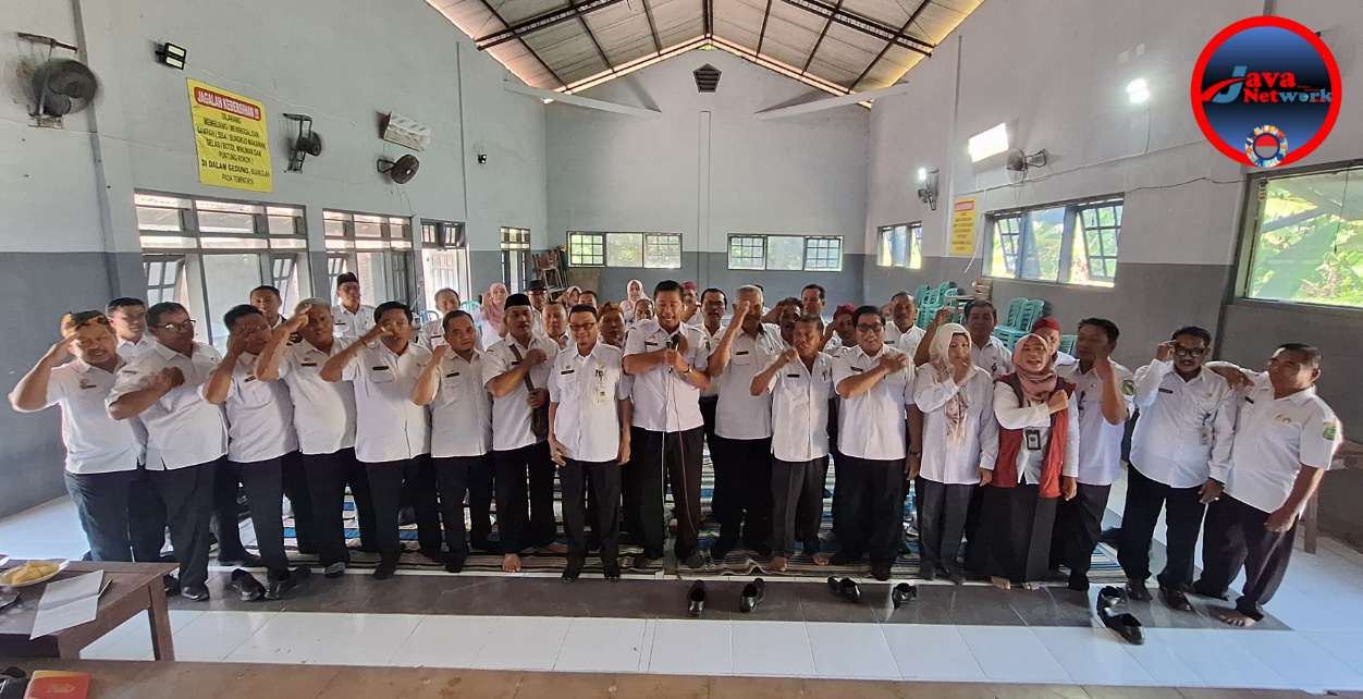 Kabid GTK Disdik Sumenep, Akhmad Fairusi, SPd, M.AP Bersama Seluruh KKKS se-kabupaten Sumenep di Kecamatan Pragaan